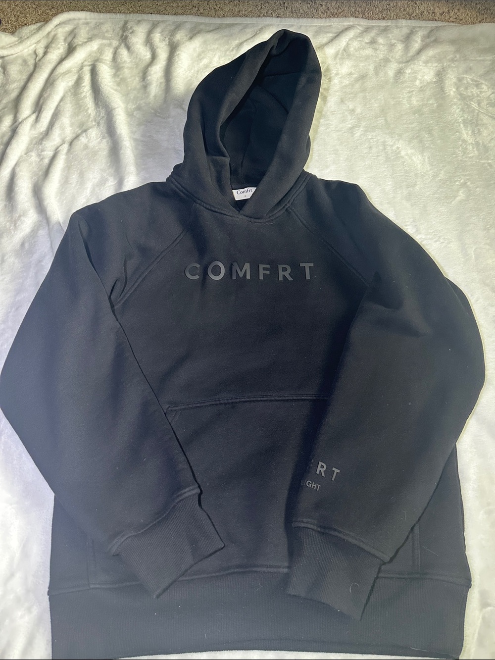 COMFRT Black Pullover Hoodie